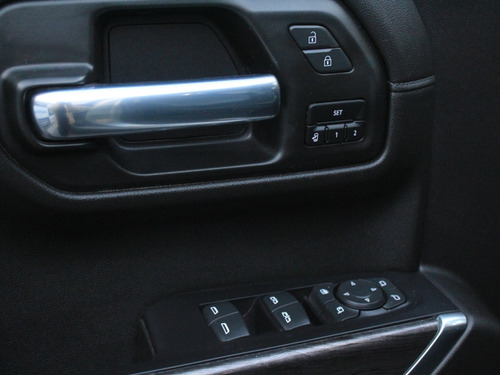 Chevrolet Silverado 5.3 CC LTZ AT 4X4