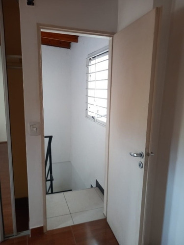 Imagen 5 de 21 de Casa Ph En Alquiler En Villa Luzuriaga