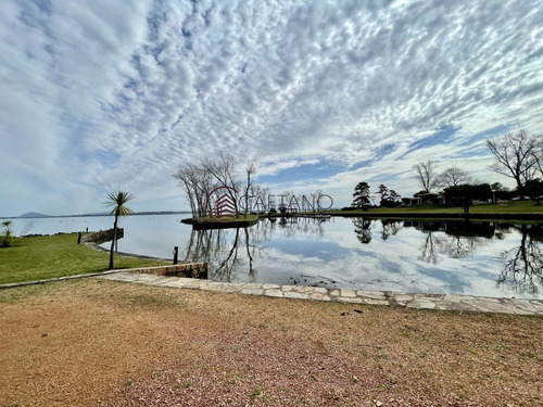 Imagen 2 de 30 de Venta De Casa De 4 Dormitorios En Laguna Del Sauce, Exclusivo Barrio Privado - Punta Ballena Laguna Del Sauce