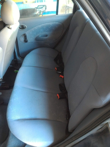 Ford Fiesta Street