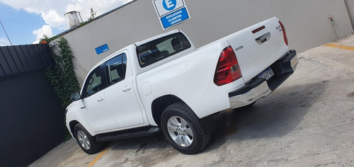 Toyota Hilux Srv 4x2 Automática