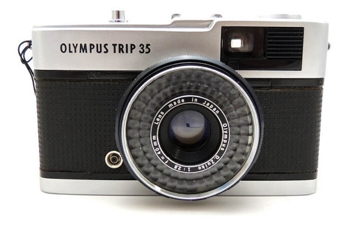 Câmera Analógica Olympus Trip 35 Com Lente 40mm F/2.8 Usada