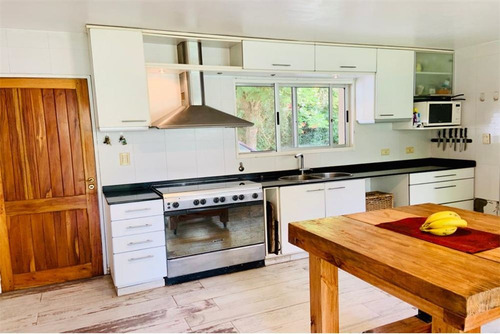 Venta Espectacular Casa 300m2 Parque Pileta