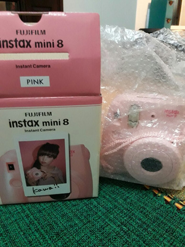 Vendo Cámara Instax Mini 8 Nueva!!!! Sin Uso!!!! Rosa 