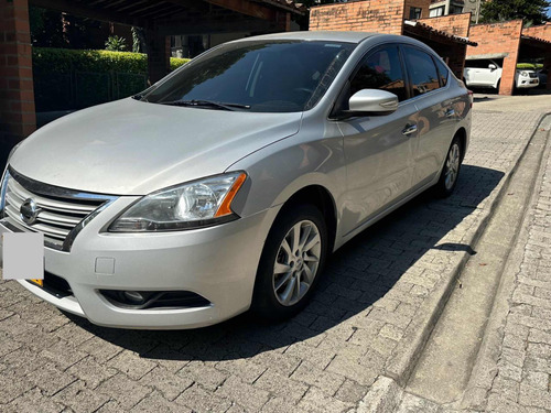 Nissan Sentra 1.8 B17 Advance