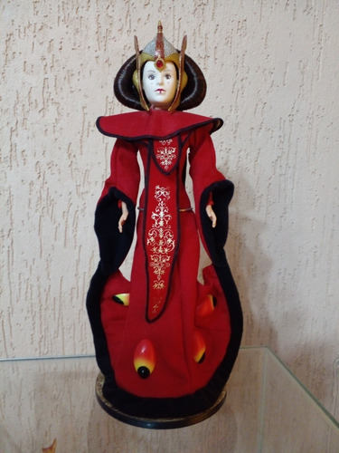 Hasbro Queen Amidala  Star Wars Ep 1 Royal Elegance 12  1998