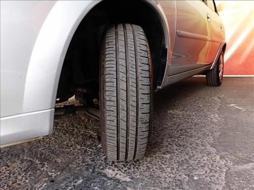 Imagem 14 de 14 de Chevrolet Classic 1.0 Ls Flex Manual 2013