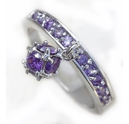 Anillo Unico Y Precioso Con Cubics Zirconia Violeta 18 Mm