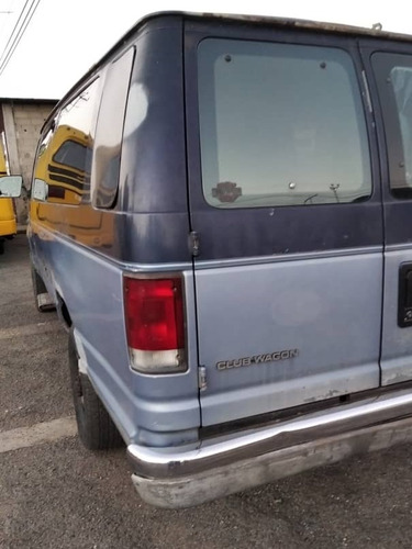 Imagen 7 de 7 de Ford Buceta Van