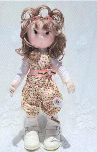 Boneca Artesanal Modelo Helena