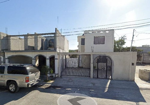 Casa En Alamo 201, Praderas De Cadereyta Sector B, Cadereyta Jiménez/ Recuperación Bancaria-sh05