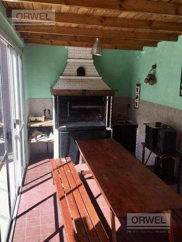 Imagen 17 de 17 de Venta - Hermosa Casa En Paternal - Cochera - Terraza C/parrilla
