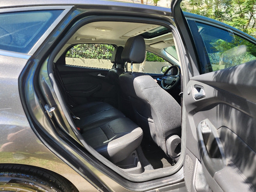 Ford Focus III 2.0 Sedan Titanium At6