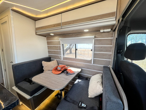 Motorhome Sobre Furgón Sprinter 416 Larga Vehículo Incluido