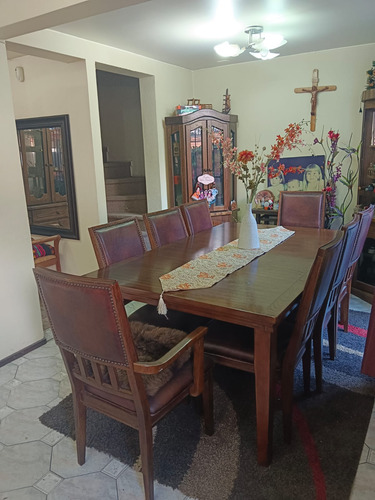 Venta De Exclusiva Residencia En Los Lirios, Collao: Comodi
