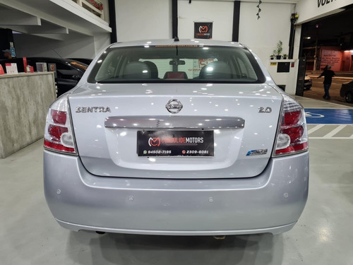 Imagem 4 de 15 de Nissan Sentra 2.0 Flex Fuel 16v Aut. - 2012