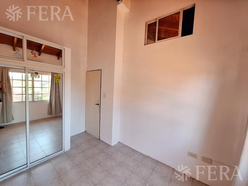Venta De Ph 3 Ambientes Con Cochera En Wilde