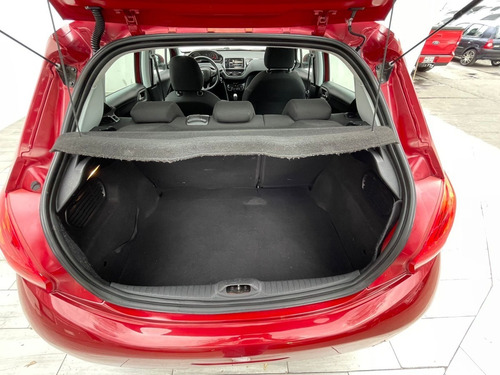 Imagen 7 de 10 de Peugeot 208 Allure 2014
