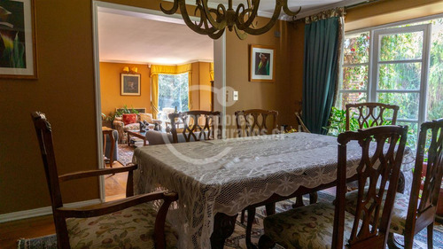 Casa En Venta De 5 Dorm. En Lo Barnechea