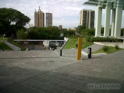 Oficina En Polo Dot.-