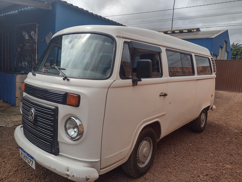 Volkswagen Kombi 1.4 Lotação Total Flex 3p