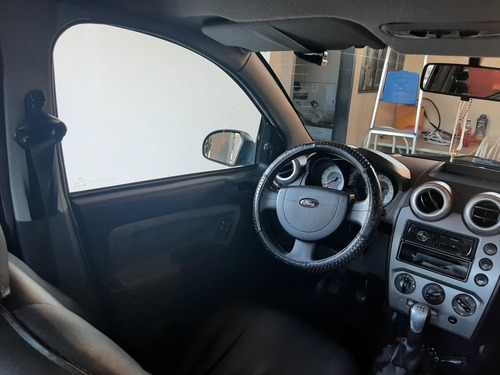 Ford Fiesta Sedan 1.6 Fly Flex 4p 105 Hp 2009