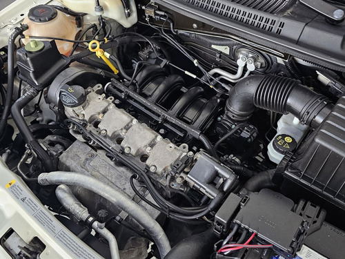 Volkswagen Saveiro 1.6 MSI ROBUST CS 8V FLEX 2P MANUAL