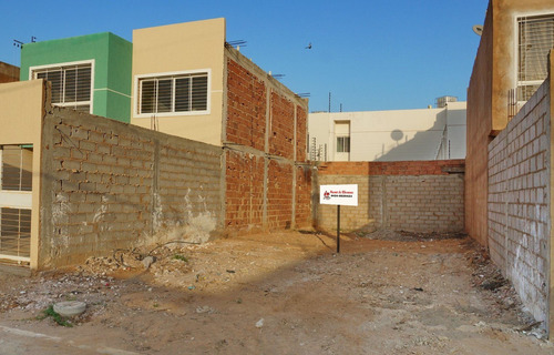 Imagen 4 de 9 de Terreno De 119 Metros En Lago Mar Maracaibo En Venta
