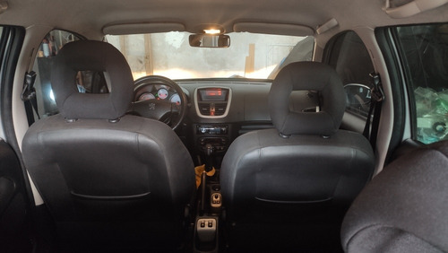 Imagem 13 de 14 de Peugeot 207 Sw Escapade 1.6 2009