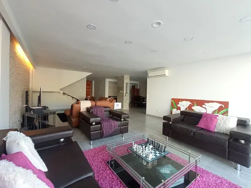 Moderna Casa En Jorge Coll