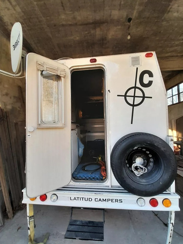 Laatitud Camper P/ Doble Pickup Camioneta.