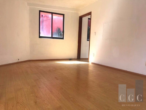 Imagen 8 de 18 de Venta Casa En San Jerónimo Versátil Y Con Vistas Arboladas