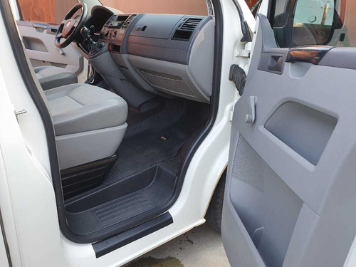 Volkswagen Transporter 1.9 I Comfortline Porton Doble 802