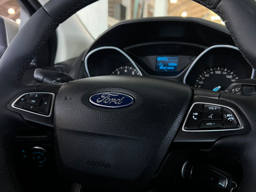 Ford Focus 2.0 SE FASTBACK 16V FLEX 4P POWERSHIFT