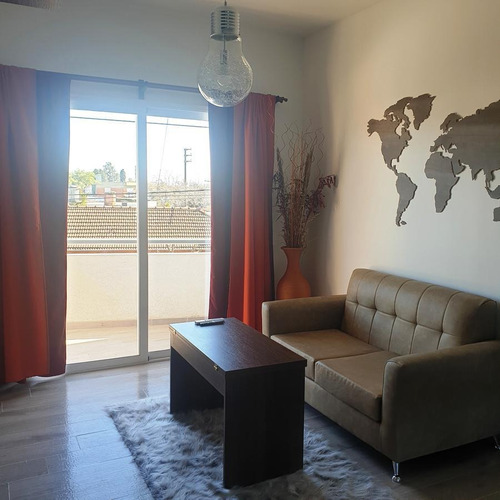 Imagen 4 de 6 de Hermoso Departamento De 2 Ambientes En Castelar Norte