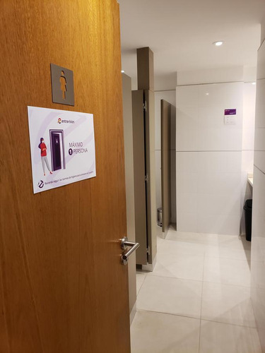 Excelente Oficina En Torre 550m2 , Instalada P/entrar, Piso Técnico, Cocheras, Seguridad 24hs