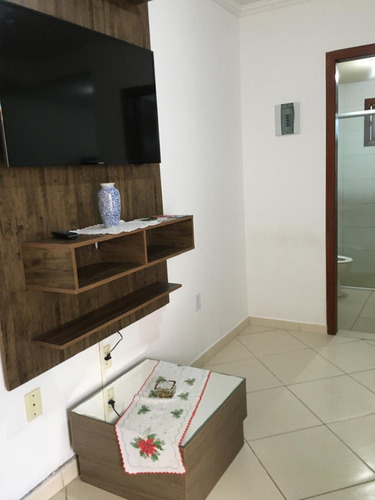 Aluguel Temporada Praia Ingleses-florianópolis-duplex 2 Dorm- 2smart Tv Com Filmes De 5 Telecines E Amazon Video-split-wifi