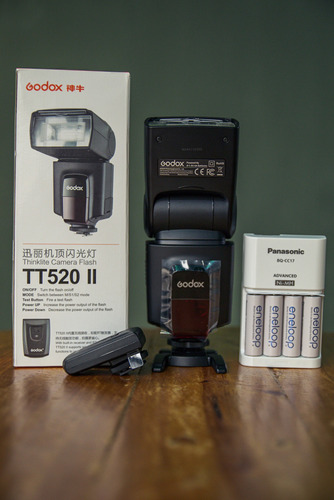 Flash Godox Tt520ii Con Baterías Incluidas