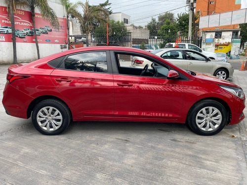 Imagen 5 de 15 de Hyundai Accent Mid Estandar