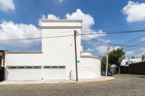 Imagen 10 de 10 de Casa En Venta De 4 Recamaras En Álamos