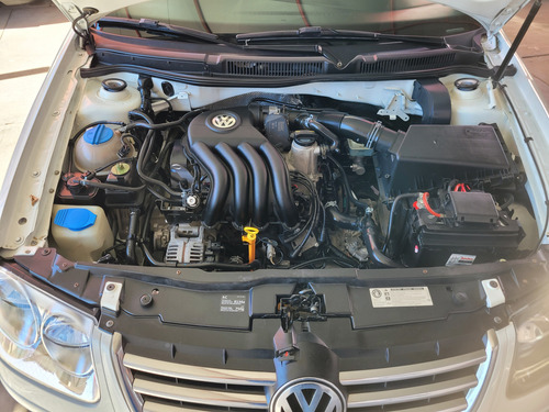 Volkswagen Jetta 2.0 Cl Abs At