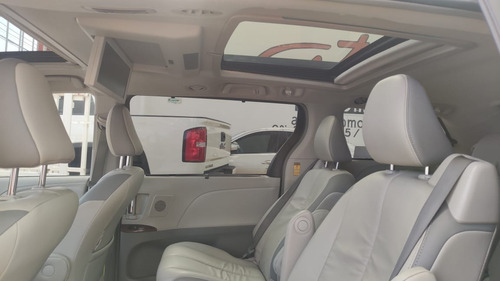 Imagen 13 de 14 de 2014 Toyota Sienna Limited