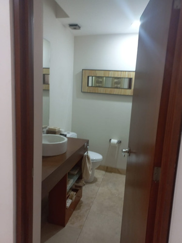 Casa En Venta. Excelente Ubicación Y Precio.