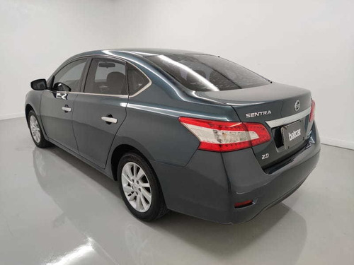 Imagem 4 de 15 de Sentra Sv 2.0 Aut