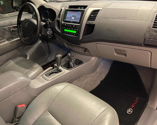 Imagem 6 de 6 de Toyota Hilux 2011 3.0 Srv Cab. Dupla 4x4 Aut. 4p