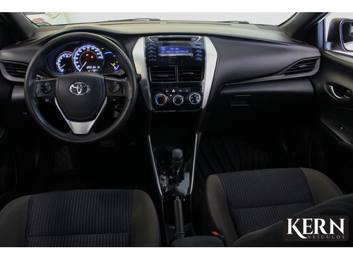 Toyota Yaris 1.3 16V FLEX XL MULTIDRIVE