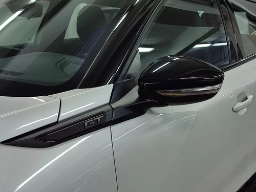 Peugeot 2008 1.0T Gt