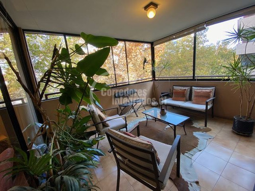 Departamento En Venta De 4 Dorm. En Providencia