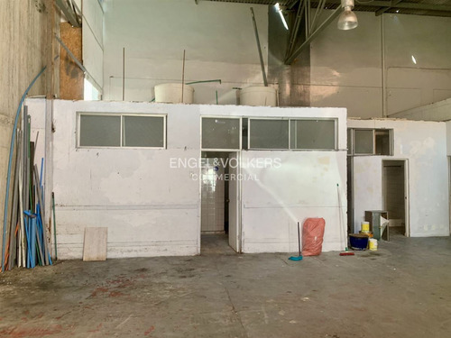 Local Comercial Con Bodega En Arriendo Antofagasta 735 M2