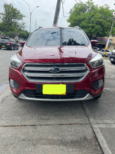 Vendo Ford Escape 2018